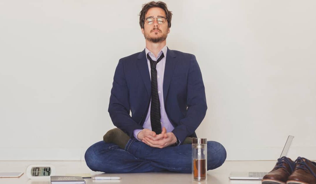 9 bénéfices de la méditation pour le bien être au travail